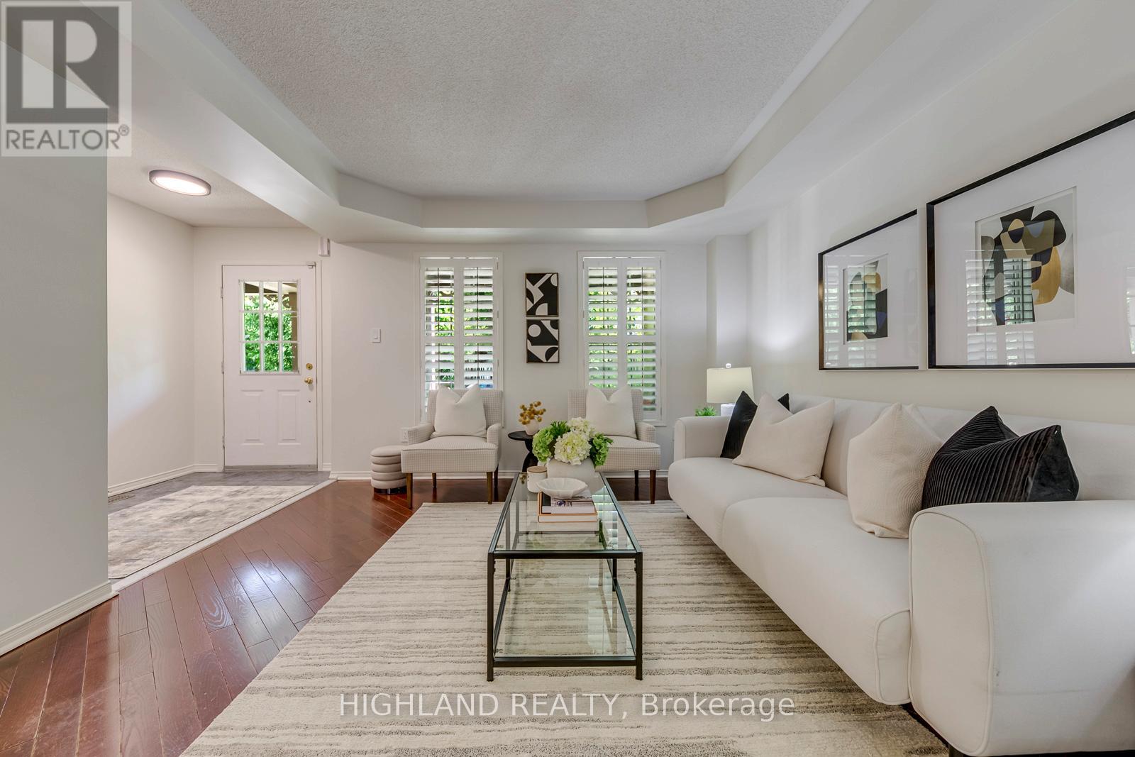 108 Roxton Road, Oakville, Ontario  L6H 6V4 - Photo 9 - W13418926