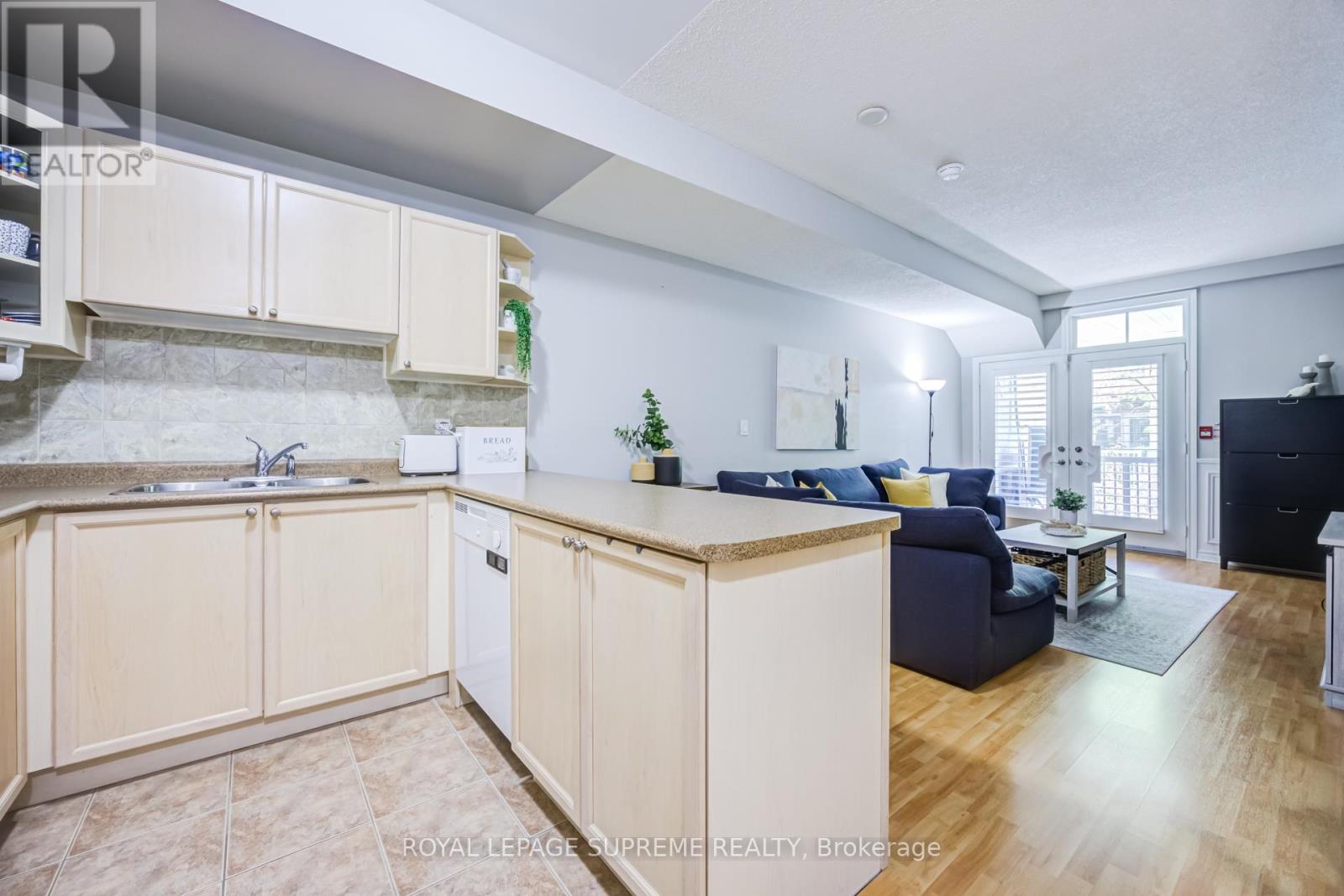 15 - 1949 Lawrence Avenue W, Toronto, Ontario  M9N 1H3 - Photo 12 - W13418958