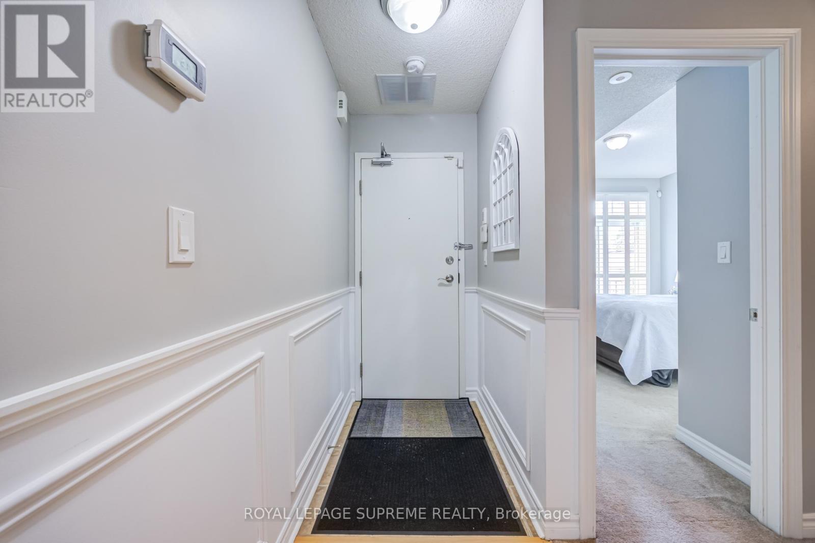 15 - 1949 Lawrence Avenue W, Toronto, Ontario  M9N 1H3 - Photo 2 - W13418958