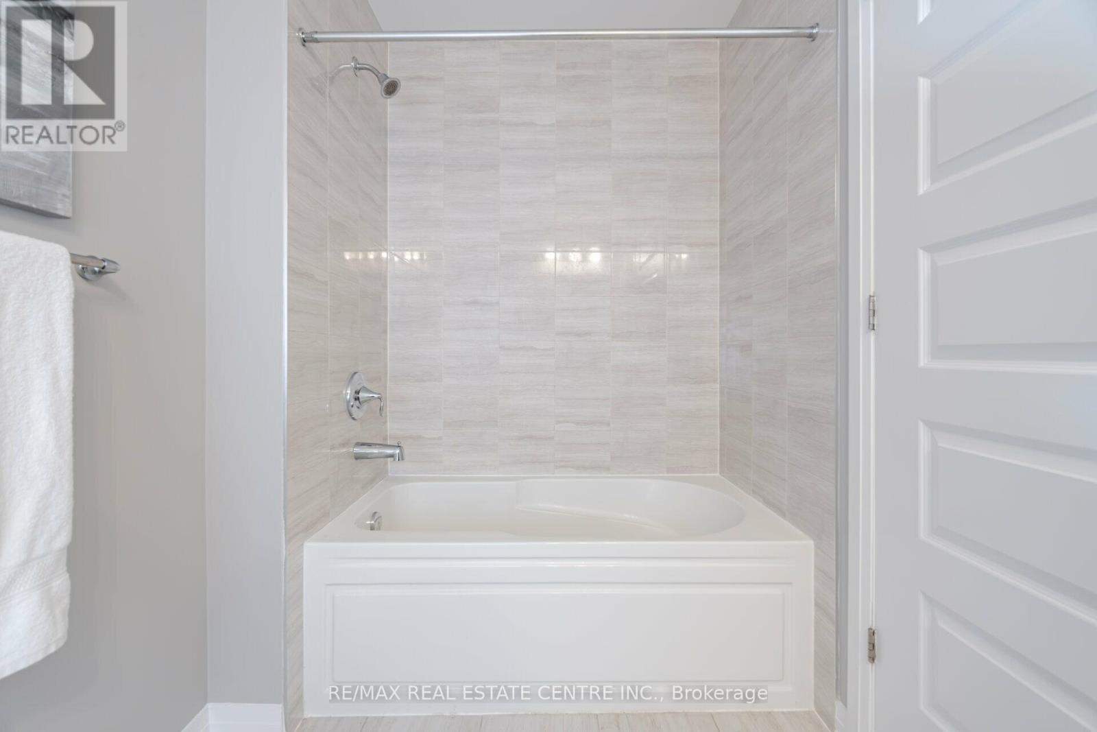 217 - 102 Grovewood Common Circle, Oakville, Ontario  L6H 0X2 - Photo 22 - W13418968