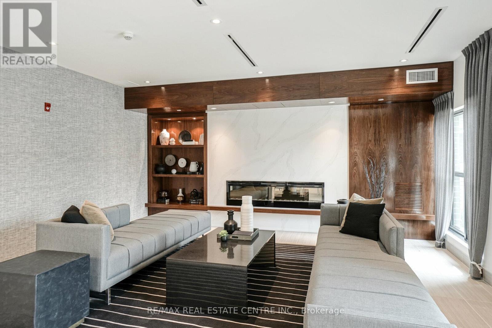 217 - 102 Grovewood Common Circle, Oakville, Ontario  L6H 0X2 - Photo 6 - W13418968