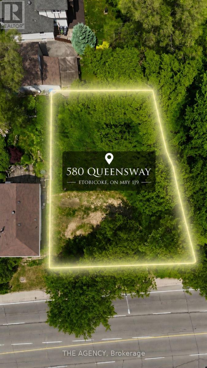 580 The Queensway, Toronto, Ontario  M8Y 1J9 - Photo 1 - W13419042