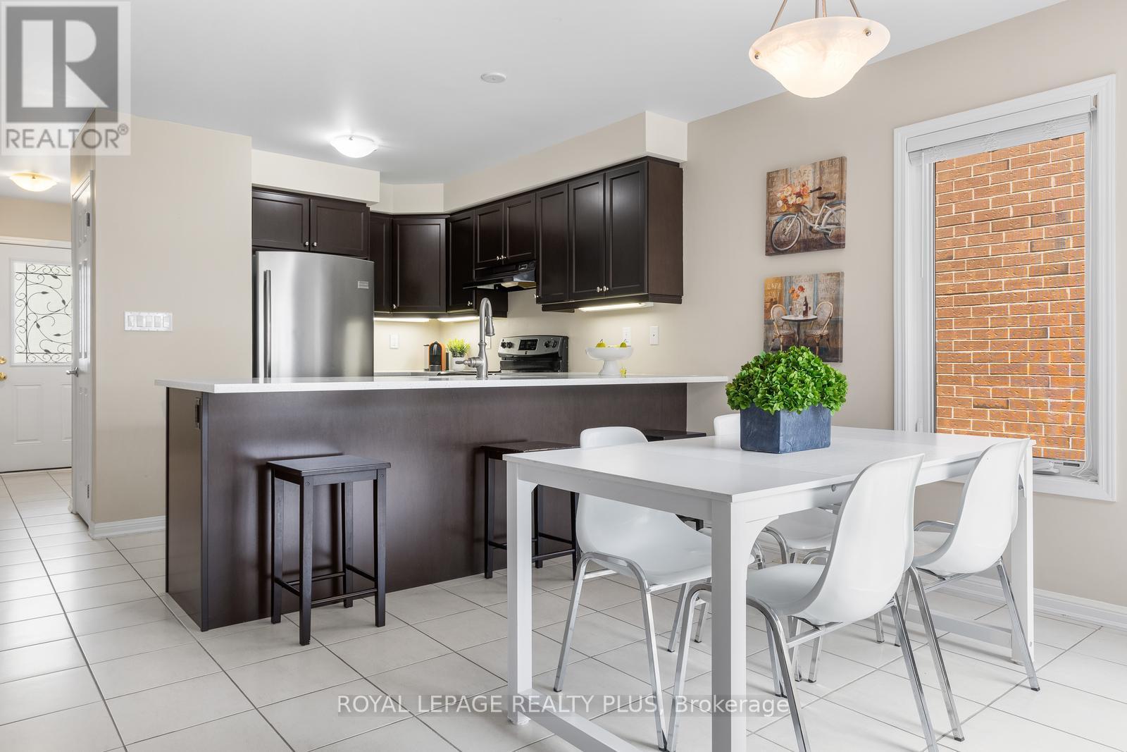 17 Francis Lundy Street, Brampton, Ontario  L6Y 4X8 - Photo 8 - W13419084
