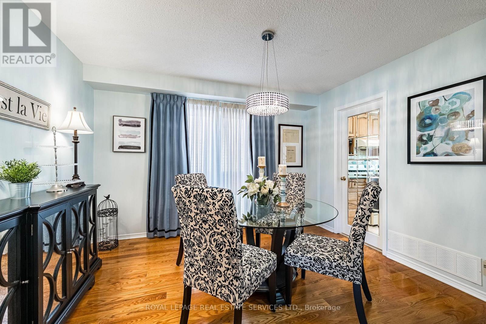 19 Newgreen Crescent, Brampton, Ontario  L6S 4Y2 - Photo 17 - W13419276