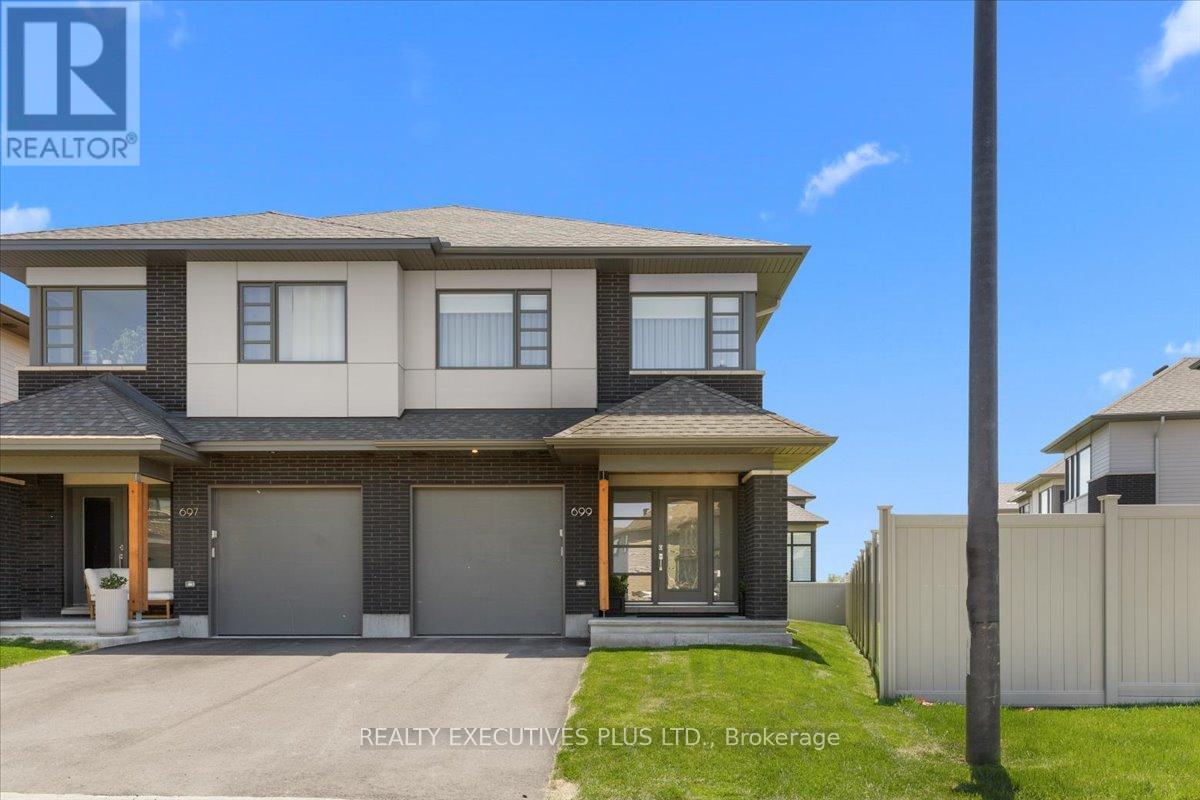 699 HONEYDEW STREET, Ottawa, Ontario