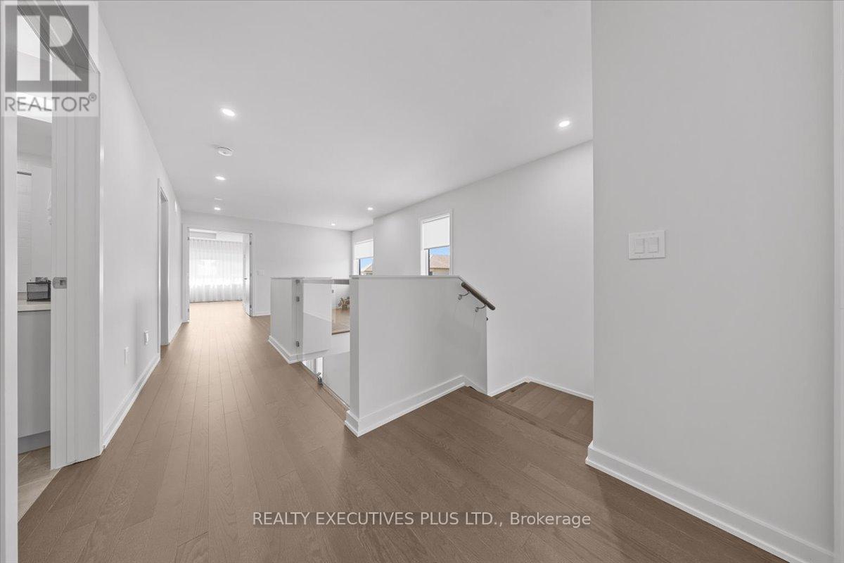 699 Honeydew Street, Ottawa, Ontario  K1X 0K5 - Photo 12 - X13419426