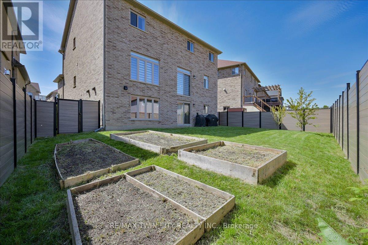 787 Snowberry Court, Waterloo, Ontario  N2V 0E7 - Photo 42 - X13419136