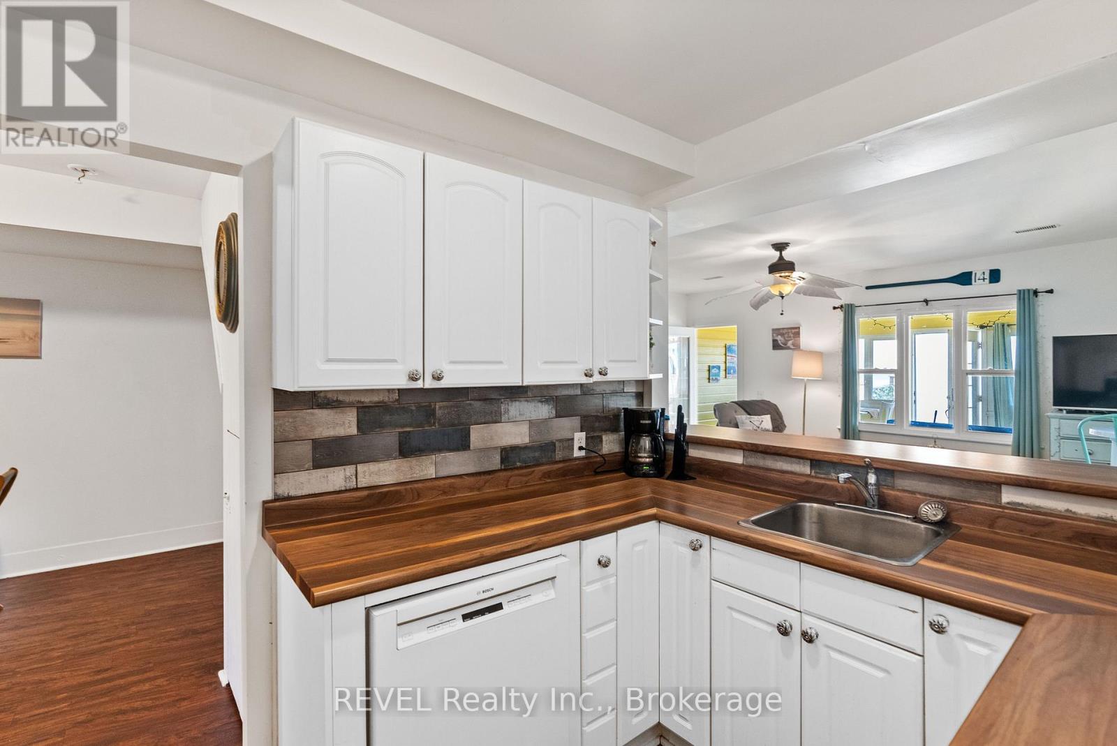 3819 Terrace Lane, Fort Erie, Ontario  L0S 1B0 - Photo 11 - X13419420