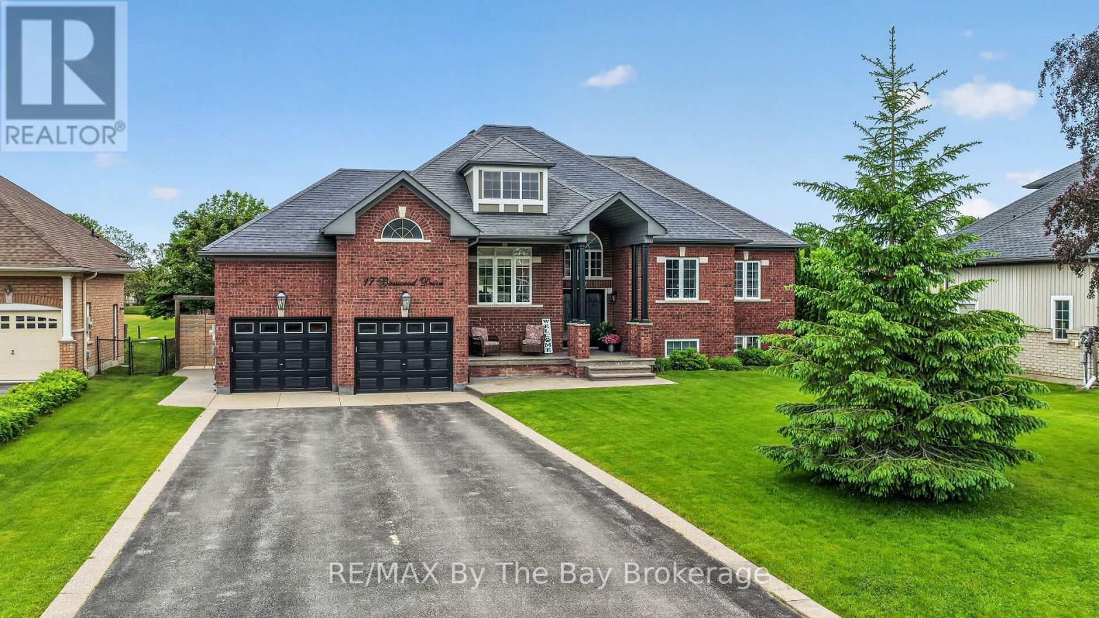 17 BASSWOOD DRIVE, Wasaga Beach, Ontario