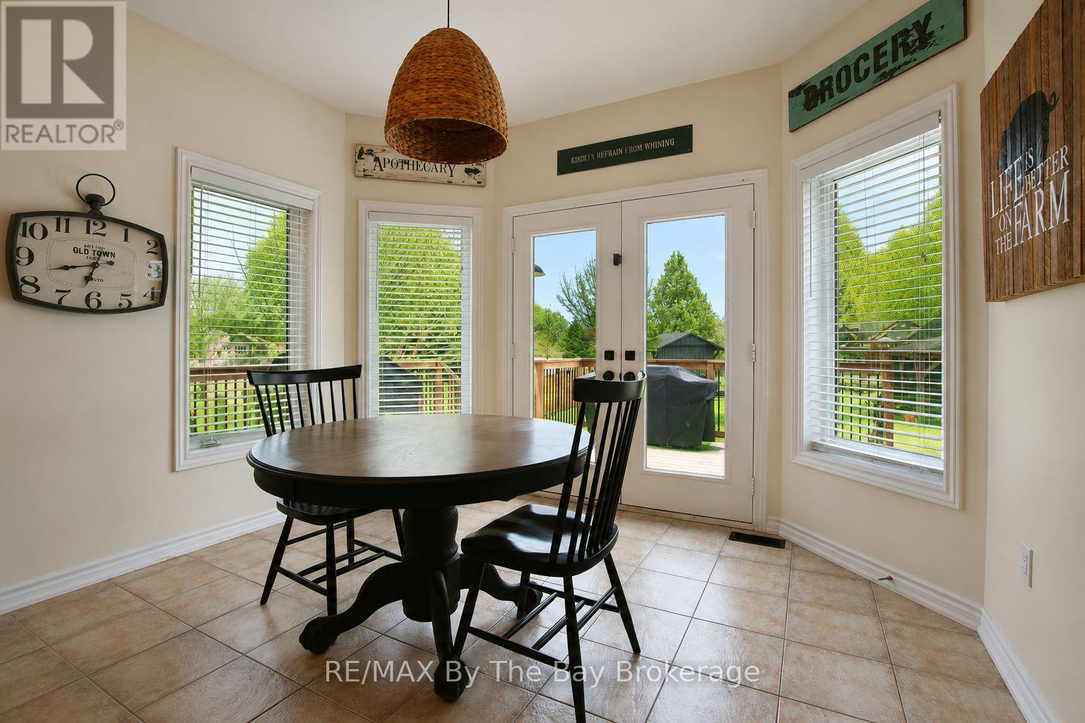 17 Basswood Drive, Wasaga Beach, Ontario  L9Z 0A8 - Photo 15 - S13419352
