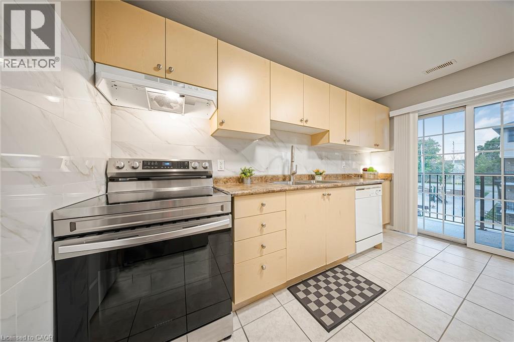 12 Holborn Drive Unit# 37e, Kitchener, Ontario N2A 0A4 - Photo 13 - 40837786
