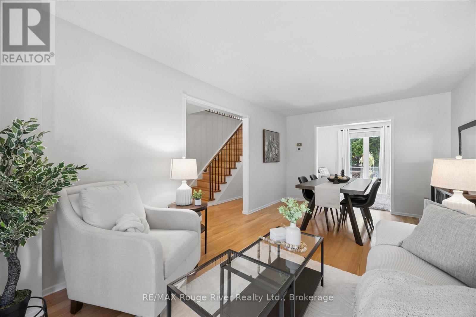 671 Greenbriar Drive, Oshawa (Eastdale), Ontario  L1G 7J5 - Photo 6 - E13419356
