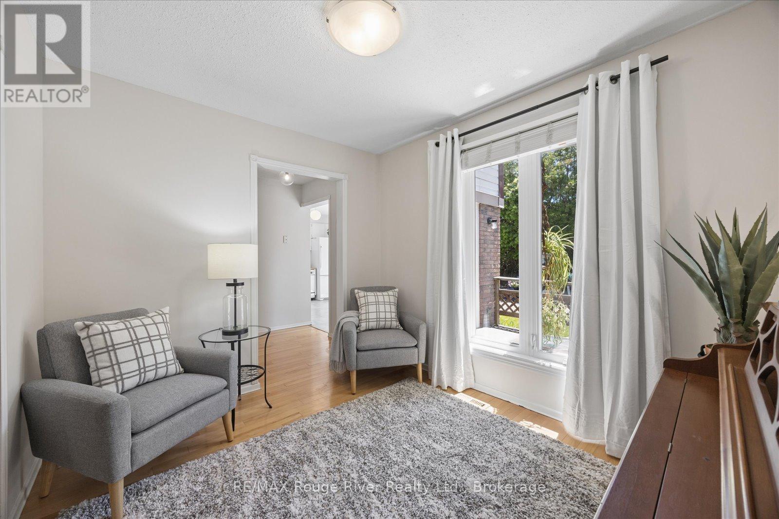 671 Greenbriar Drive, Oshawa (Eastdale), Ontario  L1G 7J5 - Photo 9 - E13419356