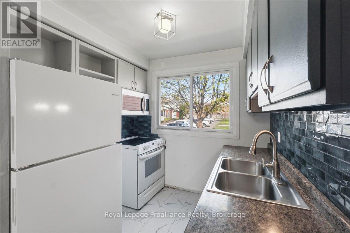 G - 209 North Park Street, Belleville (Belleville Ward), Ontario  K8P 4T9 - Photo 10 - X13419534