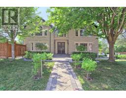 646 BROOKER RIDGE, Newmarket, Ontario