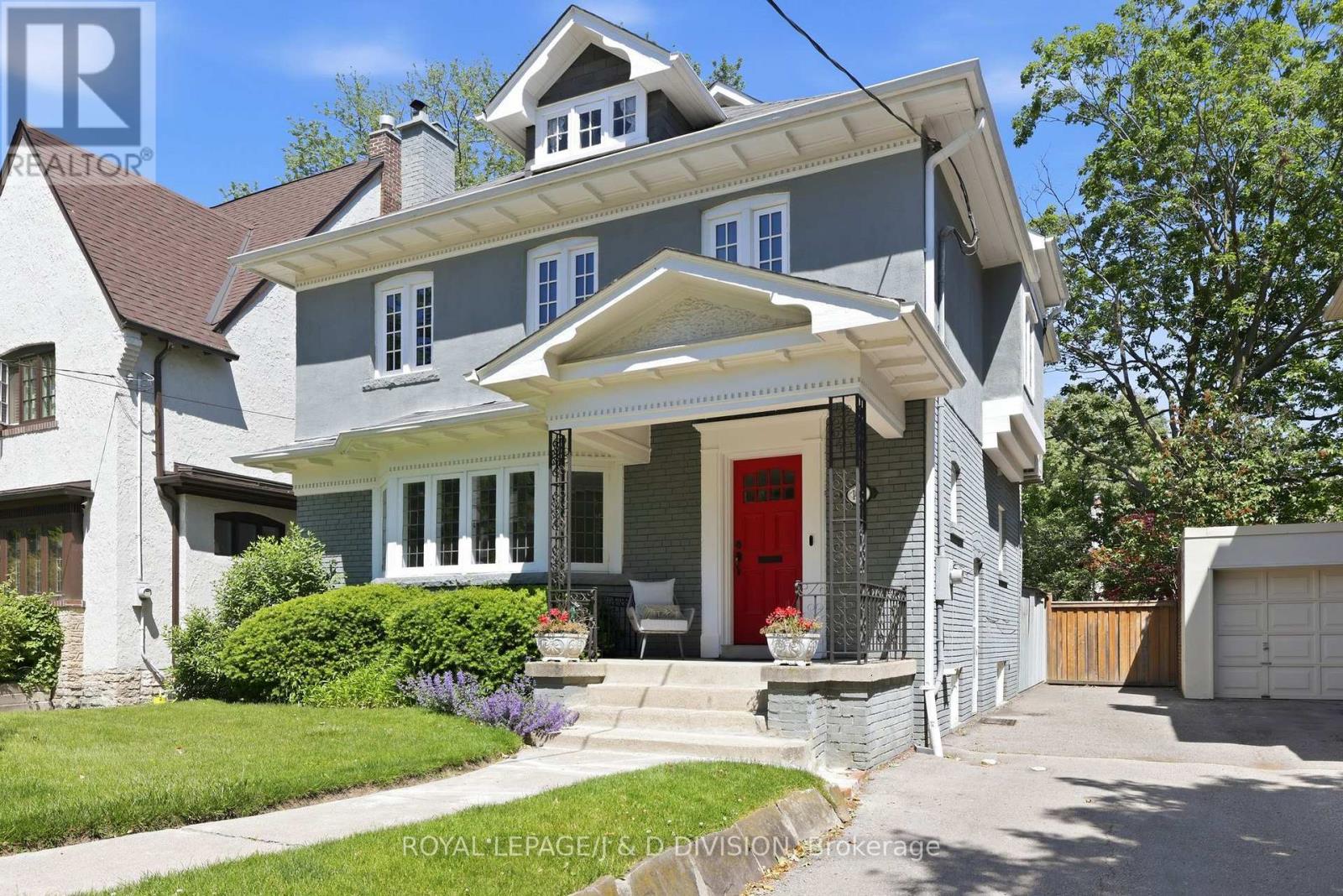 102 RIDGE DRIVE, Toronto, Ontario