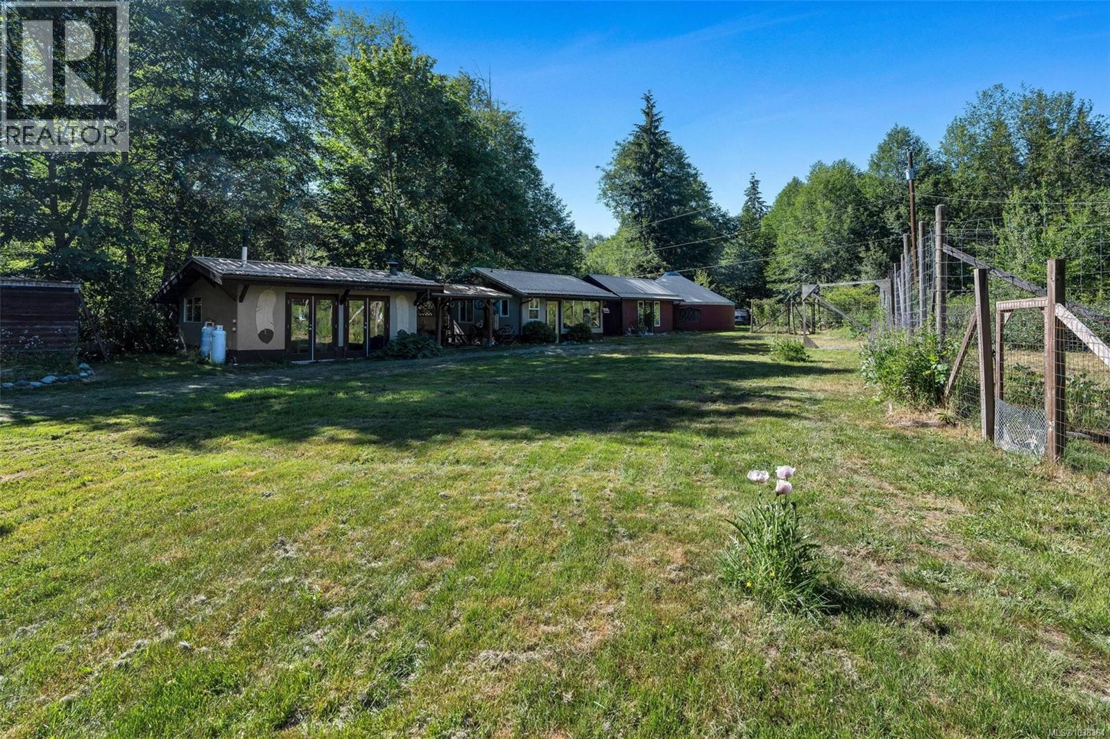 5945 Riverbottom Rd W, Lake Cowichan, British Columbia V0R 2G0 - Photo 39 - 1038364