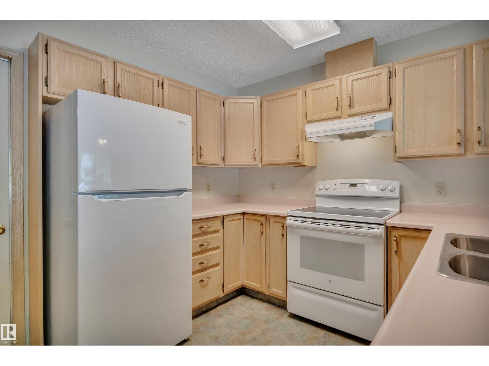 #42 2 Georgian Wy, Sherwood Park, Alberta  T8A 5K3 - Photo 11 - E4492577