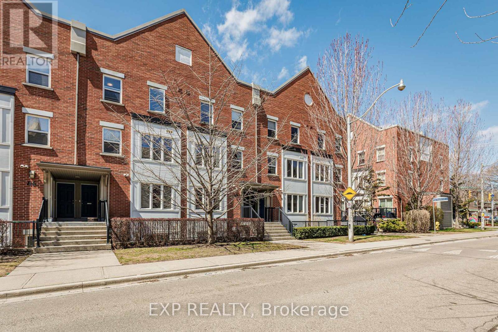 5 - 88 MUNRO STREET, Toronto, Ontario