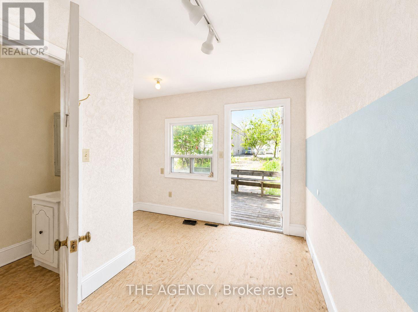 14 Church Street S, Richmond Hill, Ontario  L4C 1W2 - Photo 9 - N13110102