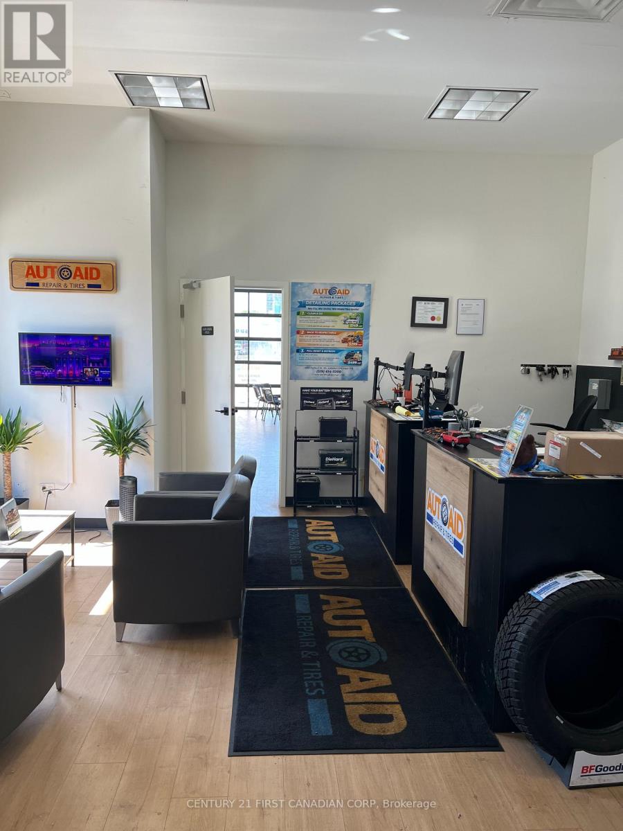 600 Oxford Street W, London North, Ontario  N6H 1T9 - Photo 8 - X13418750