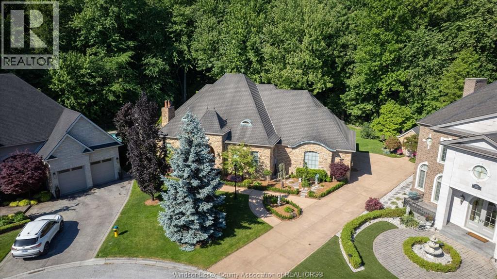 385 Bel Air Circle, Lakeshore, Ontario  N8N 5H4 - Photo 2 - 26013540