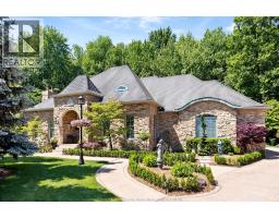 385 BEL AIR CIRCLE, Lakeshore, Ontario