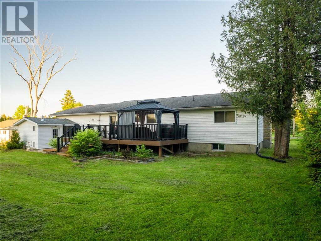 135 Albert Street, Manitowaning, Ontario  P0P 1N0 - Photo 11 - 2128414