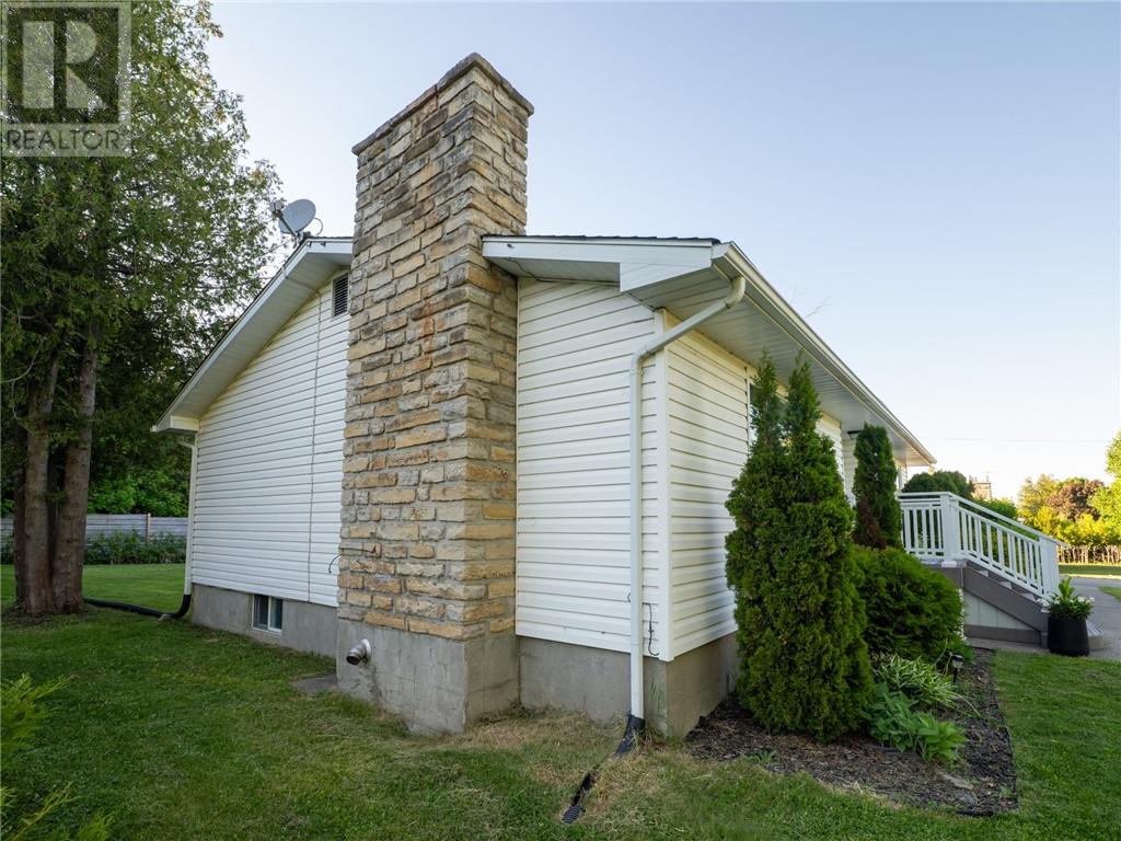 135 Albert Street, Manitowaning, Ontario  P0P 1N0 - Photo 12 - 2128414
