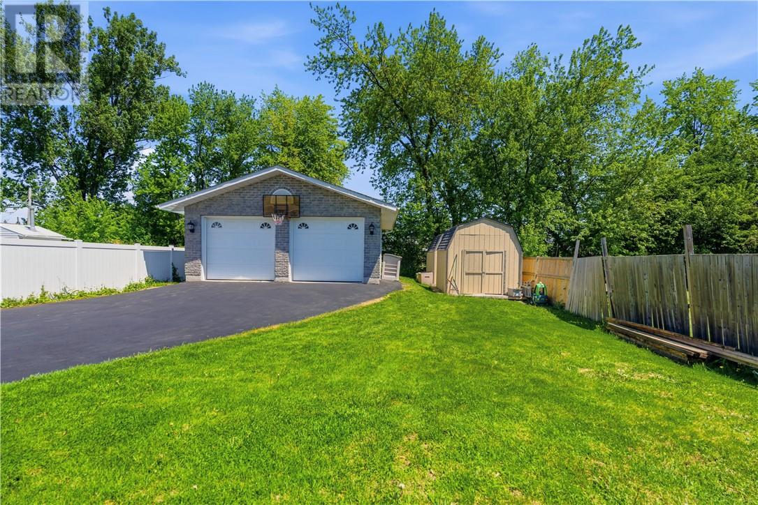 3960 Velma, Val Caron, Ontario  P3N 1J4 - Photo 28 - 2128379