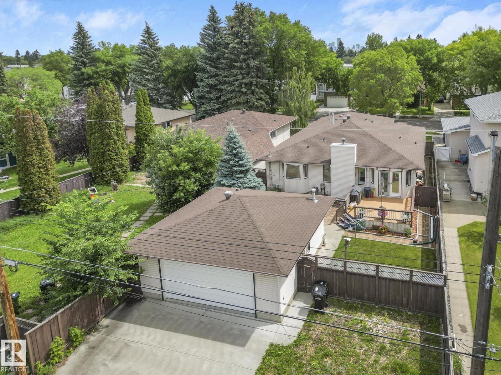 9608 150 St NW, Edmonton, Alberta  T5P 1N3 - Photo 2 - E4492581