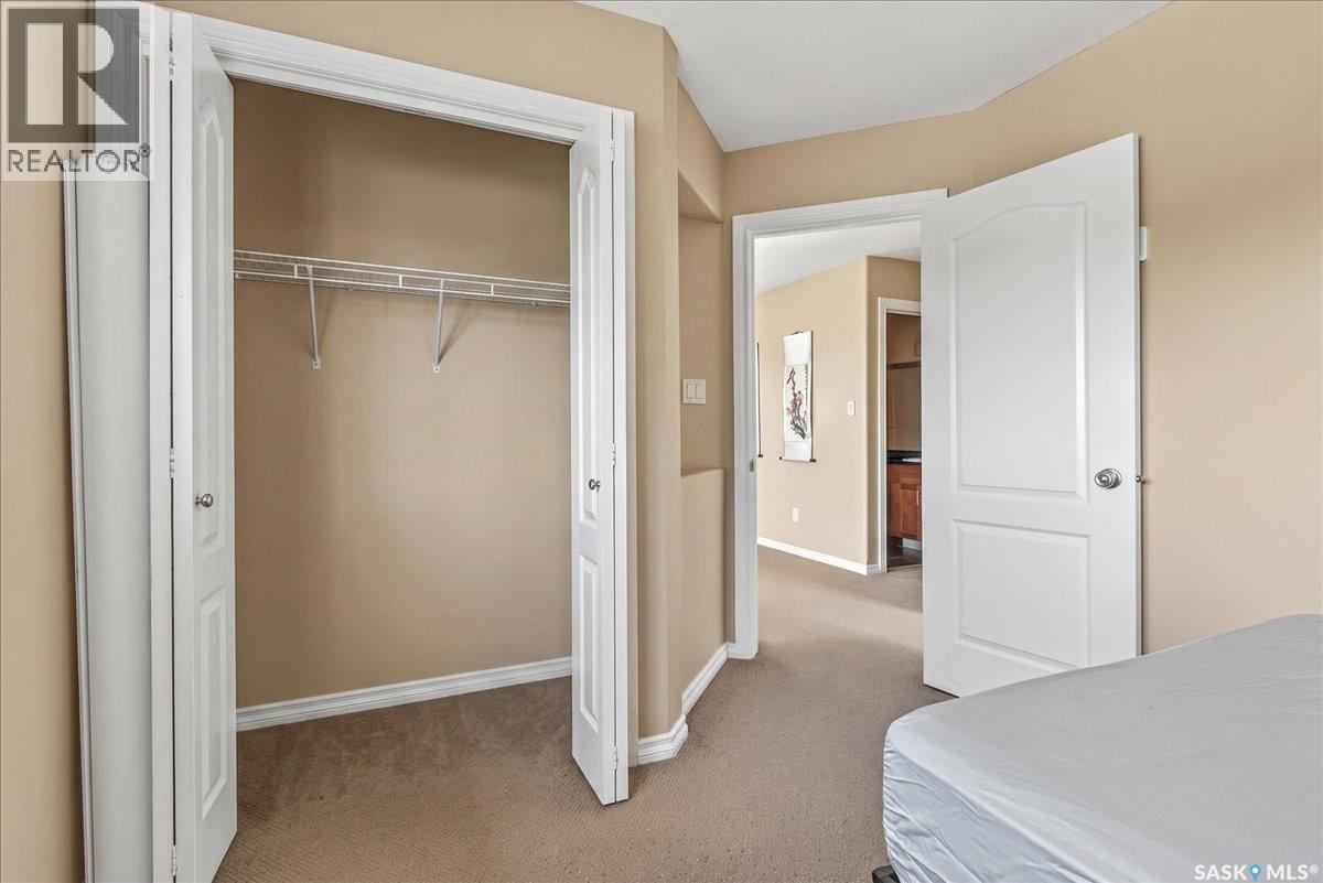 8338 Wascana Gardens Way, Regina, Saskatchewan  S4V 1E8 - Photo 29 - SK038745