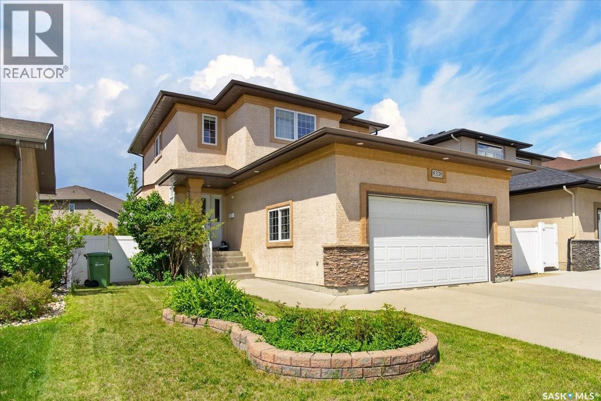 8338 Wascana Gardens Way, Regina, Saskatchewan  S4V 1E8 - Photo 3 - SK038745