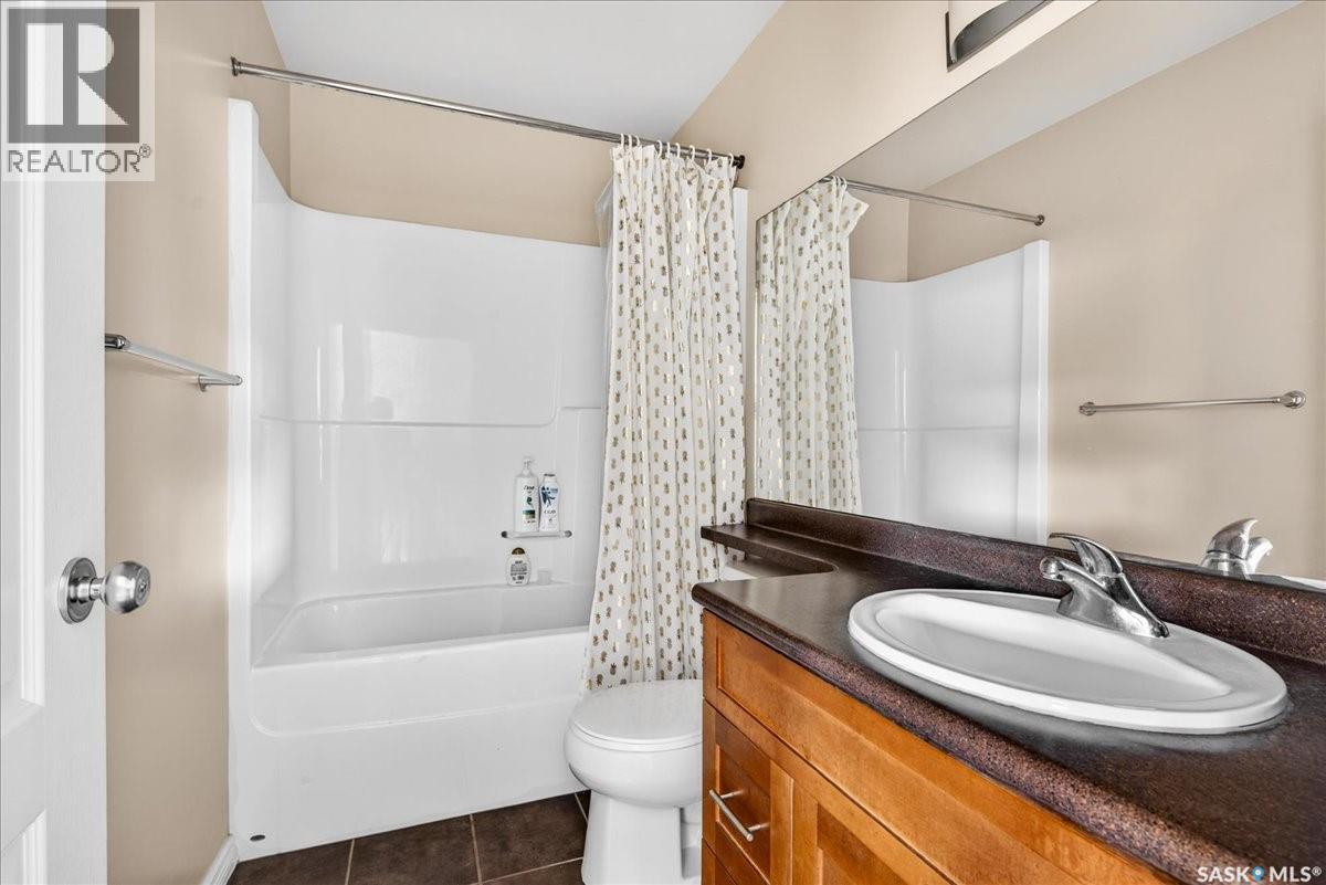 8338 Wascana Gardens Way, Regina, Saskatchewan  S4V 1E8 - Photo 30 - SK038745