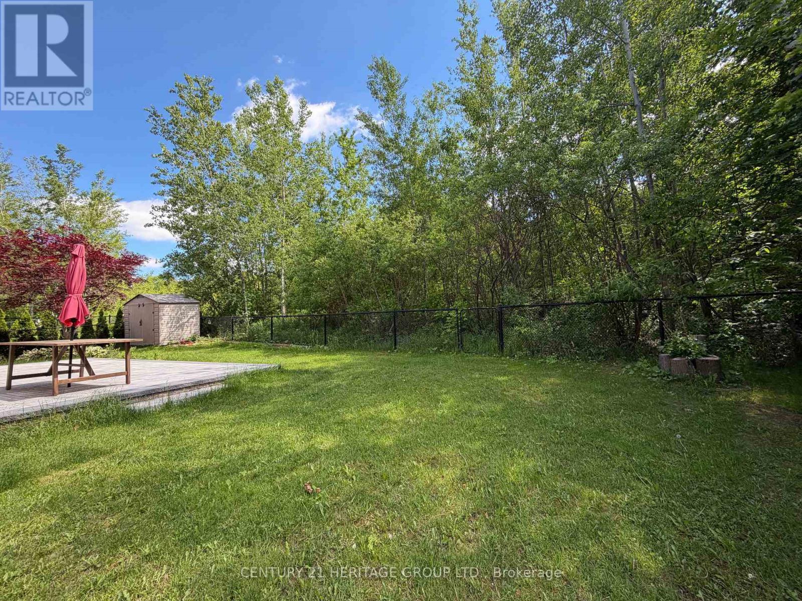 20 Trish Drive, Richmond Hill, Ontario  L4E 5C5 - Photo 31 - N12943040