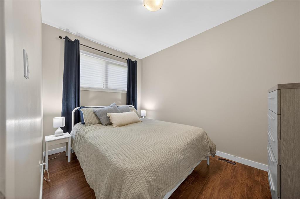 593 Alverstone Street, Winnipeg, Manitoba  R3G 2B8 - Photo 13 - 202613222
