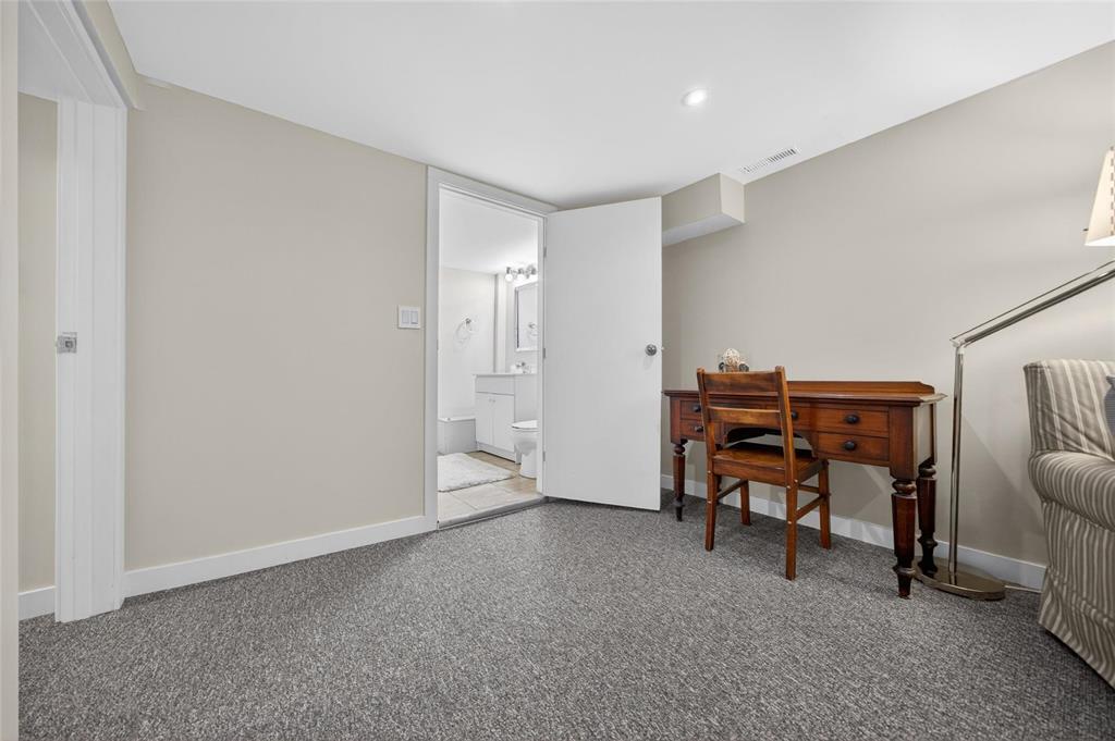 593 Alverstone Street, Winnipeg, Manitoba  R3G 2B8 - Photo 20 - 202613222