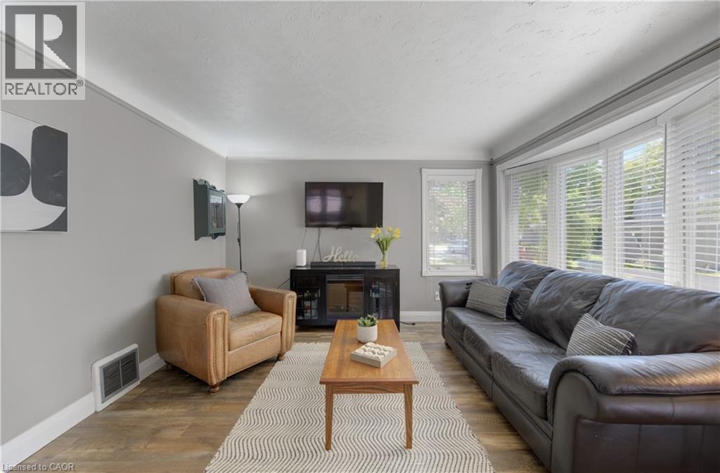 72 Pleasant Avenue, Kitchener, Ontario  N2M 4A4 - Photo 8 - 40837639