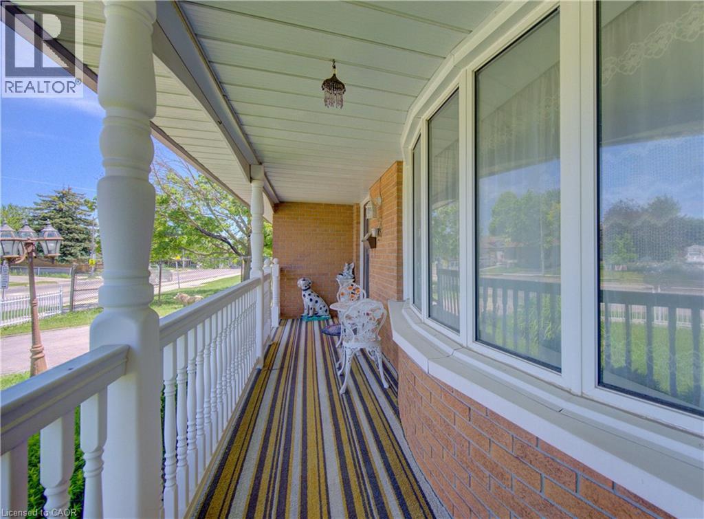 1469 Queens Boulevard, Kitchener, Ontario  N2M 5B3 - Photo 3 - 40837191