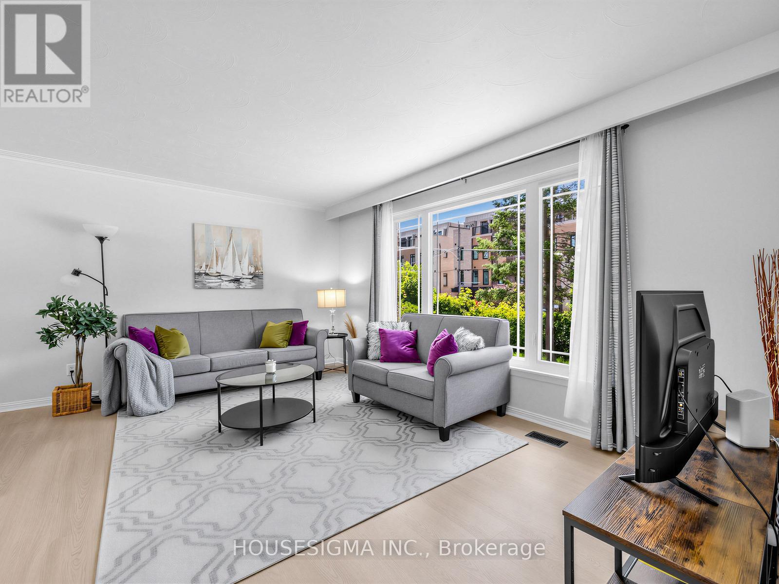 51 Tisdale Avenue, Toronto, Ontario  M4A 1Y6 - Photo 7 - C13419344