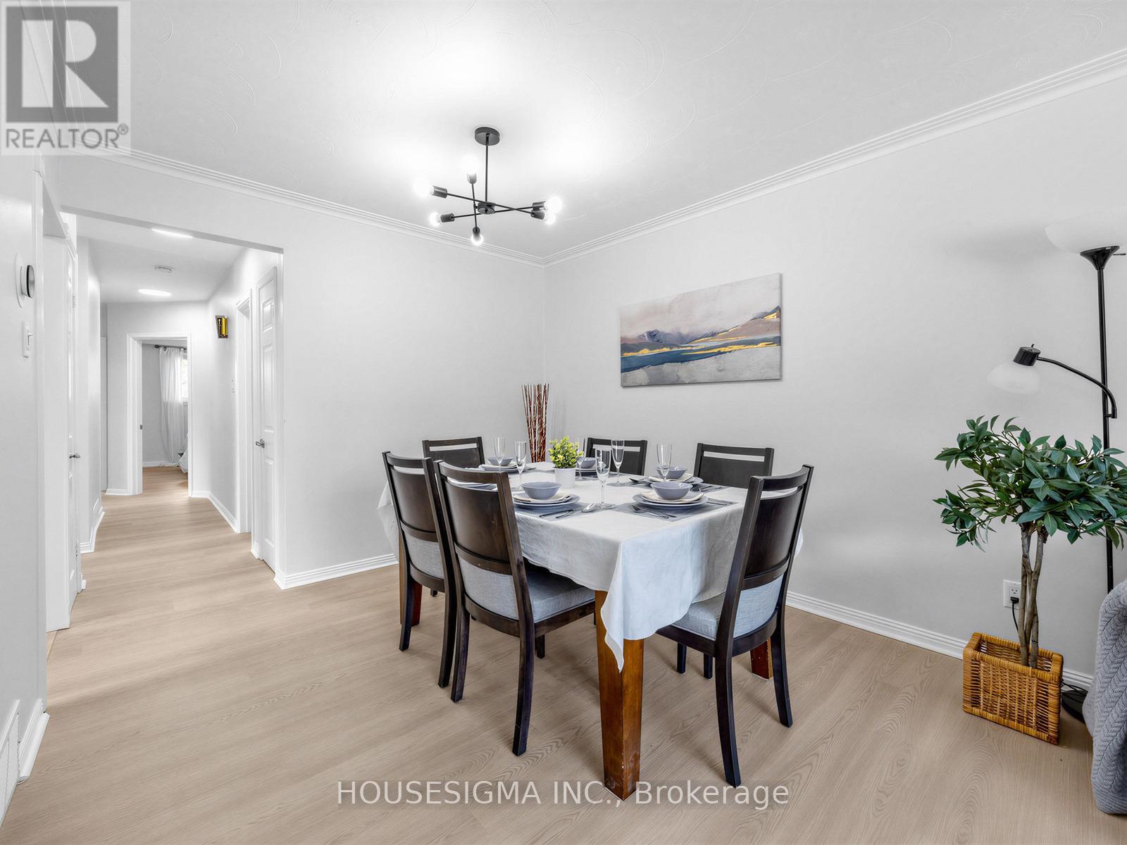 51 Tisdale Avenue, Toronto, Ontario  M4A 1Y6 - Photo 8 - C13419344