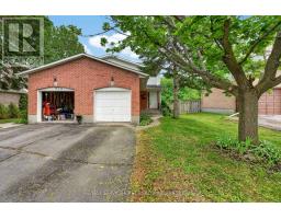 877 MUIRFIELD CRESCENT, Kingston, Ontario