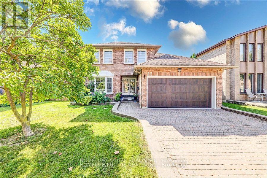 27 SUGARBUSH SQUARE, Toronto, Ontario