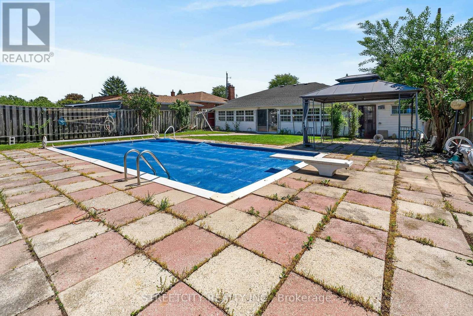 174 Myrtle Street, St. Thomas, Ontario  N5R 2G9 - Photo 7 - X13419706