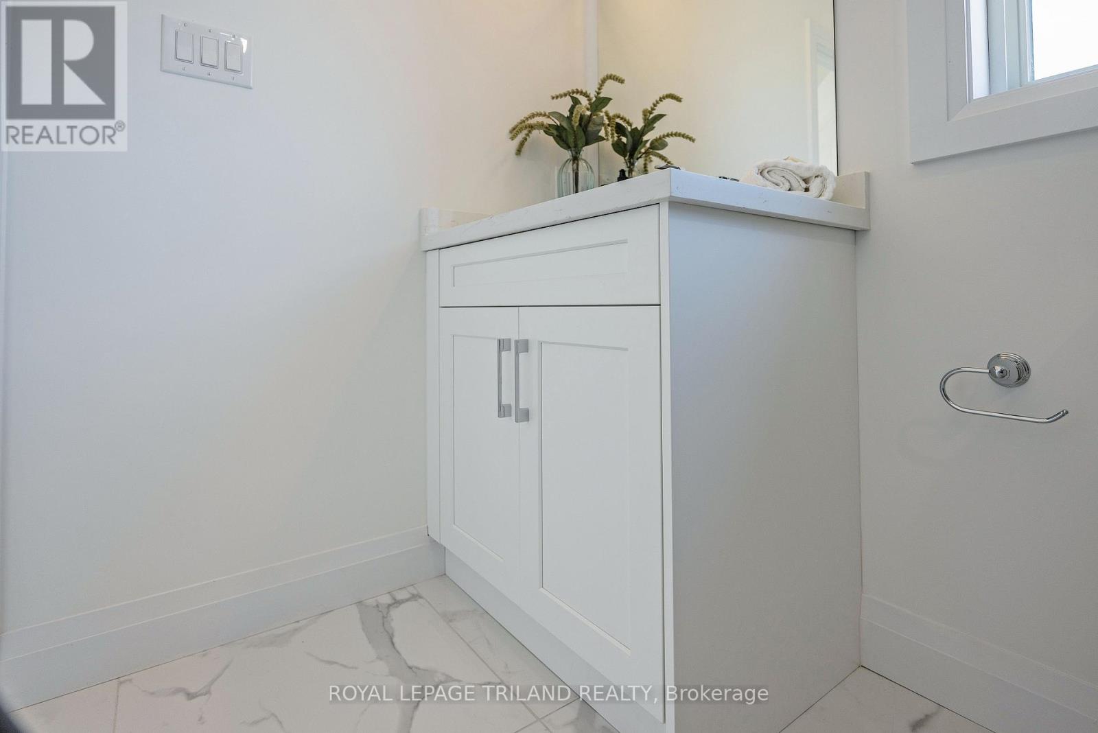 1045 Karenana Road, London South, Ontario  N6M 0K2 - Photo 24 - X13419912