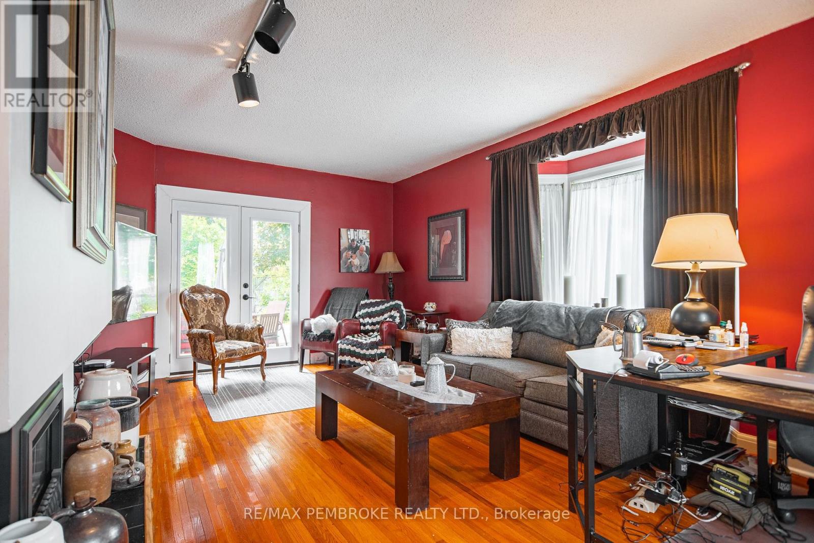 320 Mackay Street, Pembroke, Ontario  K8A 1C7 - Photo 13 - X13419648