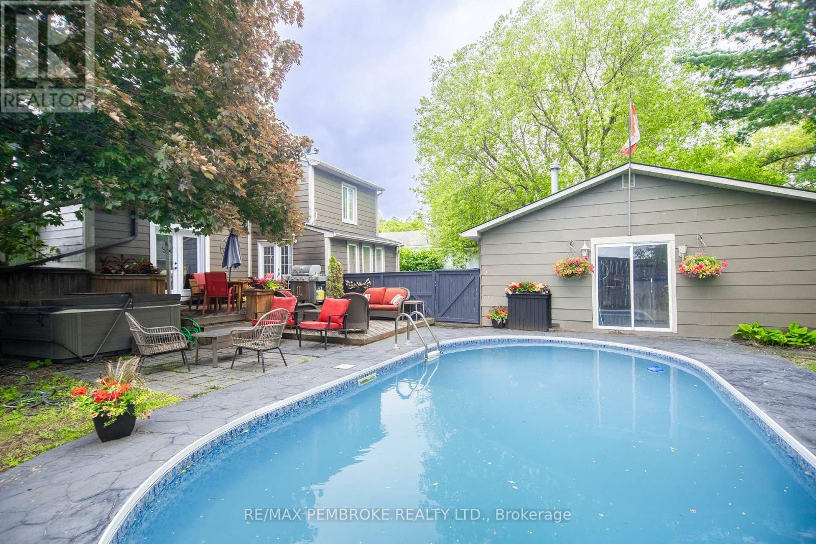 320 Mackay Street, Pembroke, Ontario  K8A 1C7 - Photo 38 - X13419648
