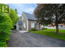 320 MACKAY STREET, Pembroke, Ontario