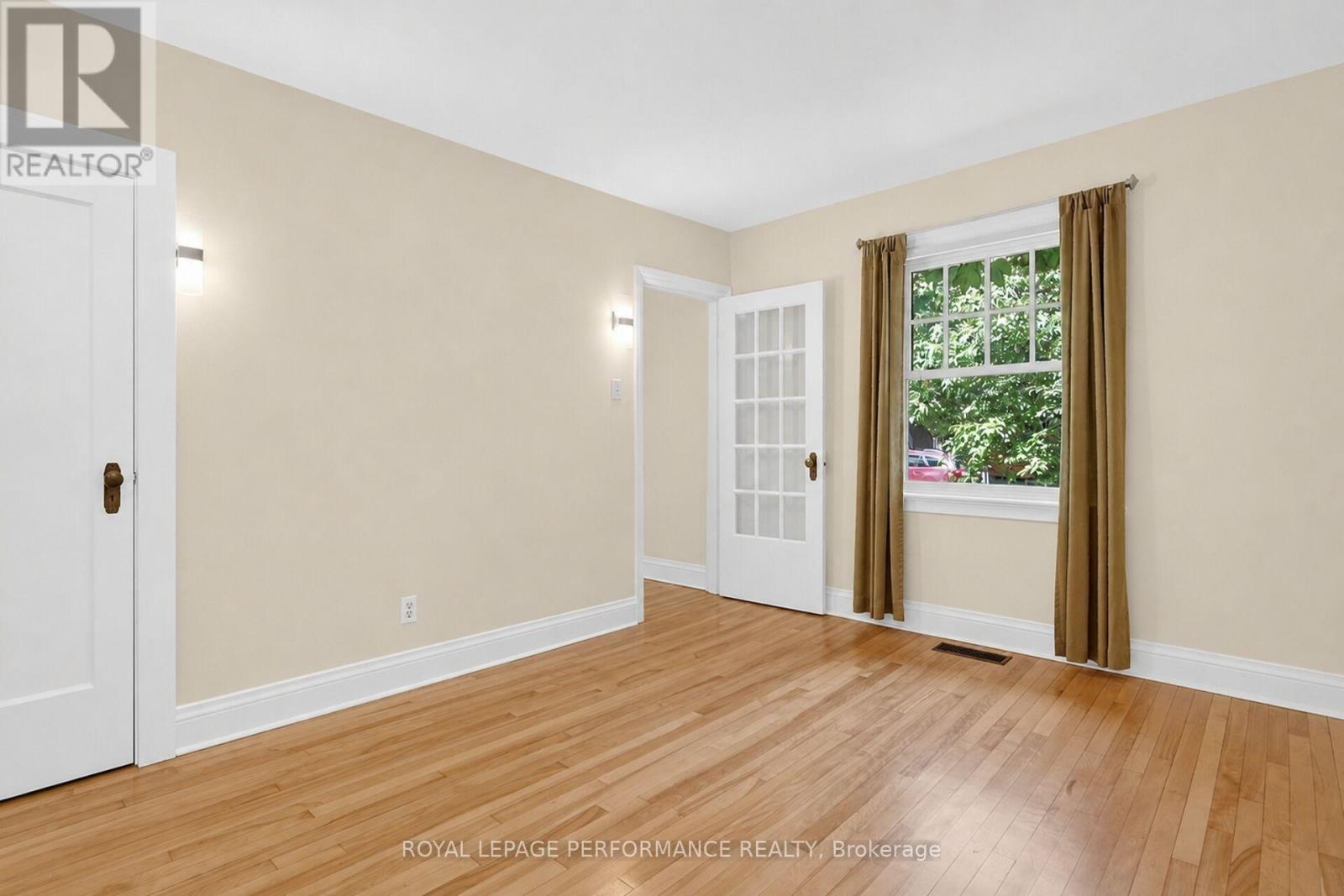18 Harvard Avenue, Ottawa, Ontario  K1S 4Z3 - Photo 11 - X13419594