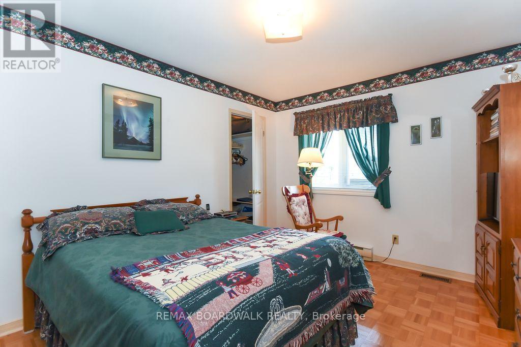 6617 Carriere Street, Ottawa, Ontario K1C 4T6 - Photo 26 - X13419782
